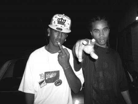 DiNg La FeaT zEnN